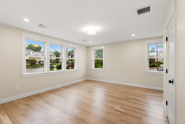 45 Maplewood 45, Watertown, MA 02472