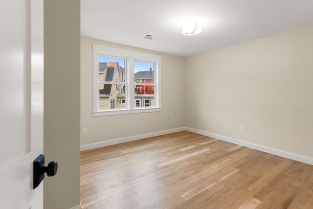 45 Maplewood 45, Watertown, MA 02472