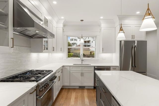 45 Maplewood 45, Watertown, MA 02472