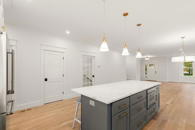 45 Maplewood 45, Watertown, MA 02472