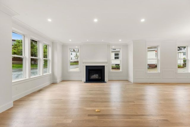 45 Maplewood 45, Watertown, MA 02472