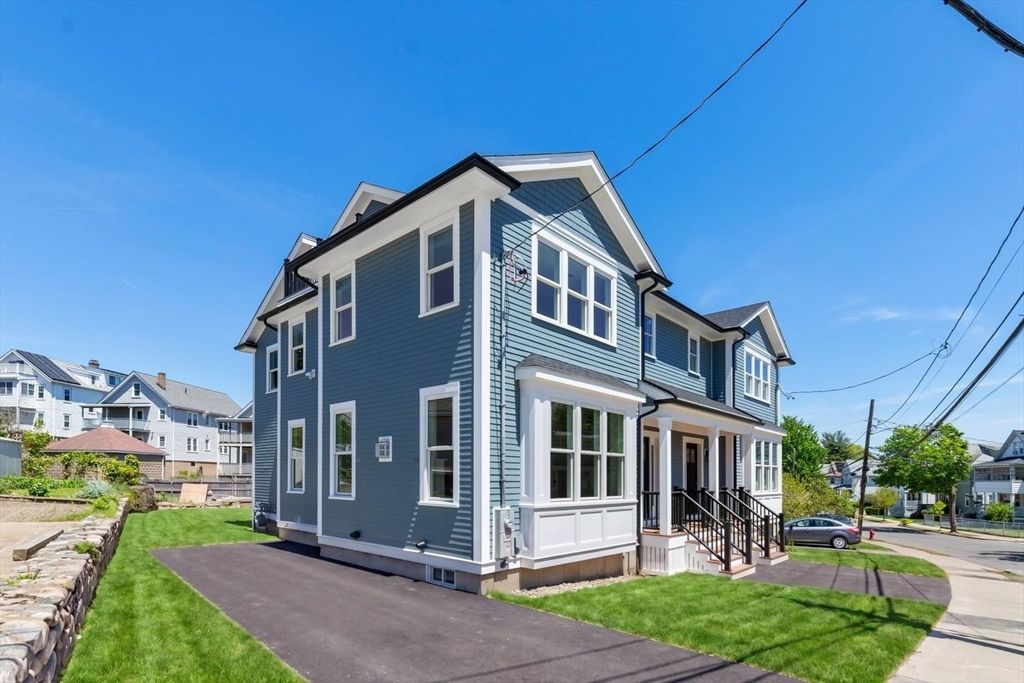 45 Maplewood 45, Watertown, MA 02472