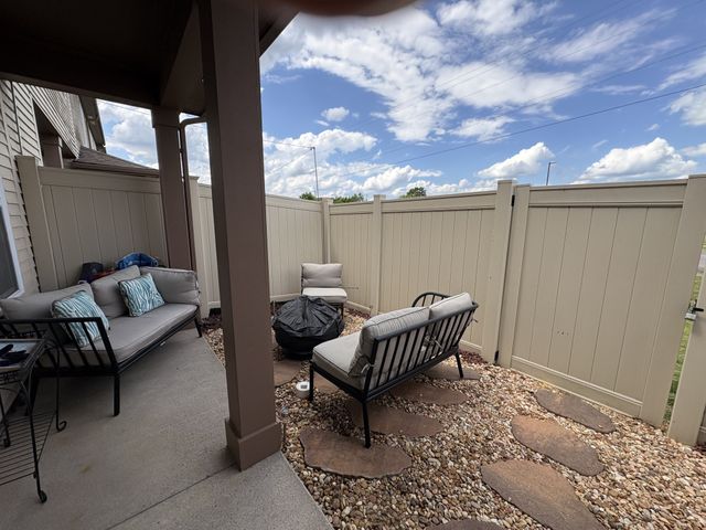 4112 George Buchanan Dr, La Vergne, TN 37086