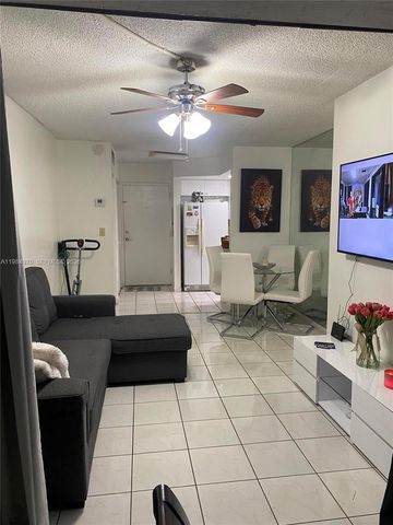 9405 W Flagler Street D105, Miami, FL 33174