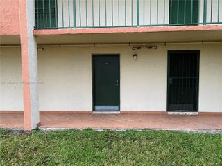 9405 W Flagler Street D105, Miami, FL 33174