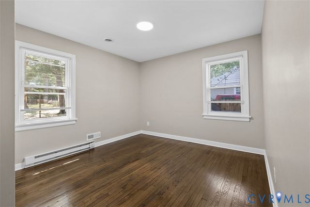 1215 Starling Dr, Henrico, VA 23229