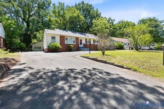 1215 Starling Dr, Henrico, VA 23229