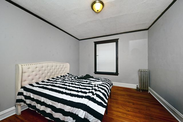 7347 S Calumet Avenue, Chicago, IL 60619