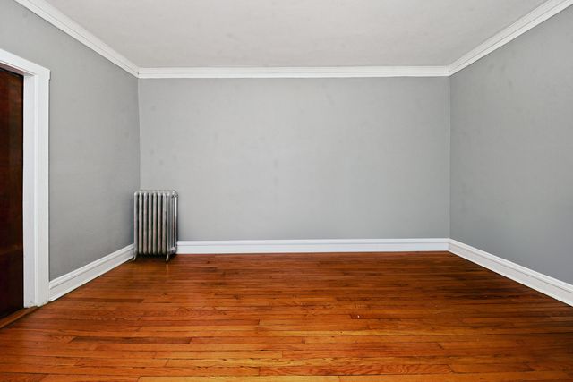 7347 S Calumet Avenue, Chicago, IL 60619