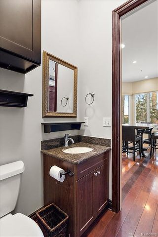 3412 Timberlake Drive, Walled Lake, MI 48390