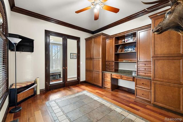 3412 Timberlake Drive, Walled Lake, MI 48390