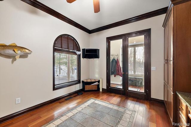 3412 Timberlake Drive, Walled Lake, MI 48390