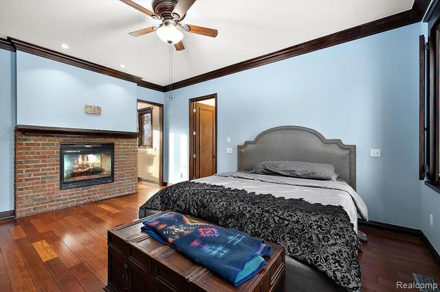 3412 Timberlake Drive, Walled Lake, MI 48390