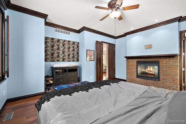 3412 Timberlake Drive, Walled Lake, MI 48390