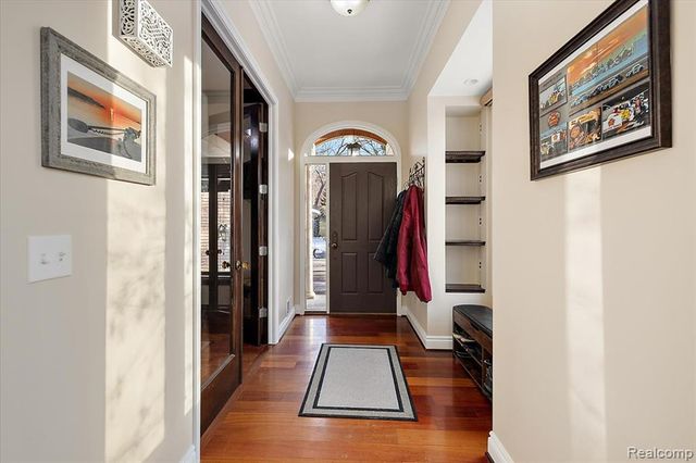 3412 Timberlake Drive, Walled Lake, MI 48390