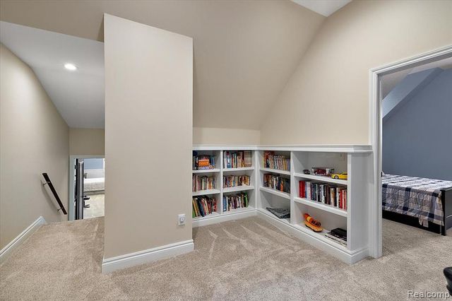 3412 Timberlake Drive, Walled Lake, MI 48390