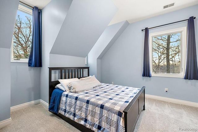 3412 Timberlake Drive, Walled Lake, MI 48390