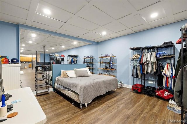 3412 Timberlake Drive, Walled Lake, MI 48390