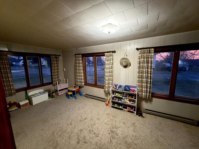 405 E BROADWAY AVENUE, Medford, WI 54451