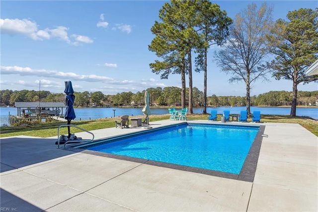 114 Fishermans CV, Yorktown, VA 23692