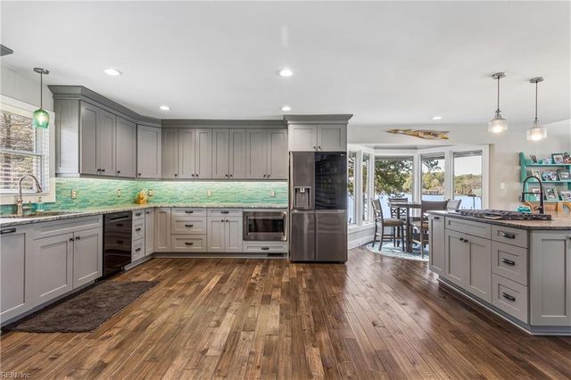 114 Fishermans CV, Yorktown, VA 23692