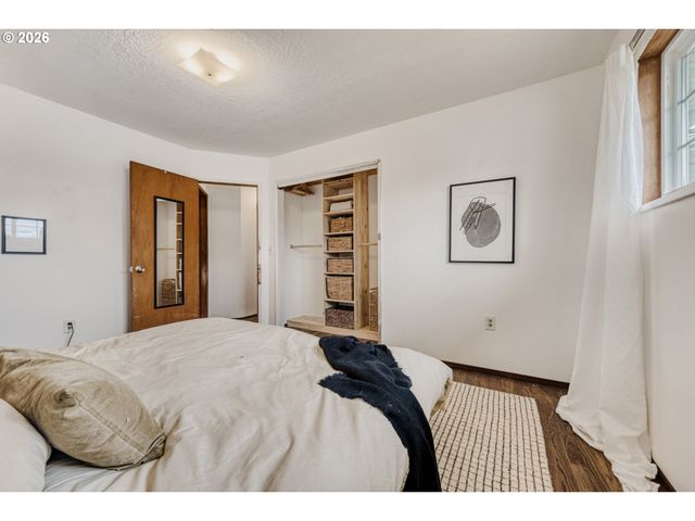 920 Se 214TH Ave, Gresham, OR 97030