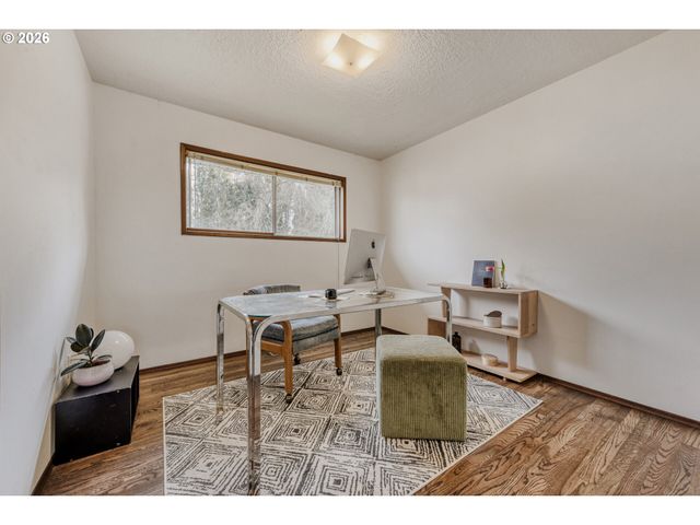 920 Se 214TH Ave, Gresham, OR 97030