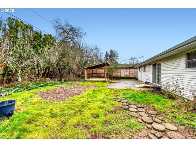 920 Se 214TH Ave, Gresham, OR 97030