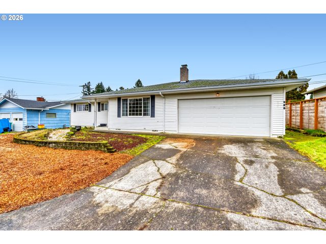 920 Se 214TH Ave, Gresham, OR 97030