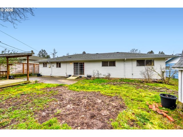 920 Se 214TH Ave, Gresham, OR 97030