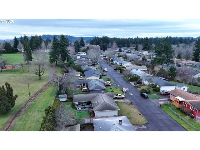 920 Se 214TH Ave, Gresham, OR 97030