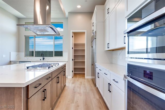 10350 Hanging Lake Street, Las Vegas, NV 89166