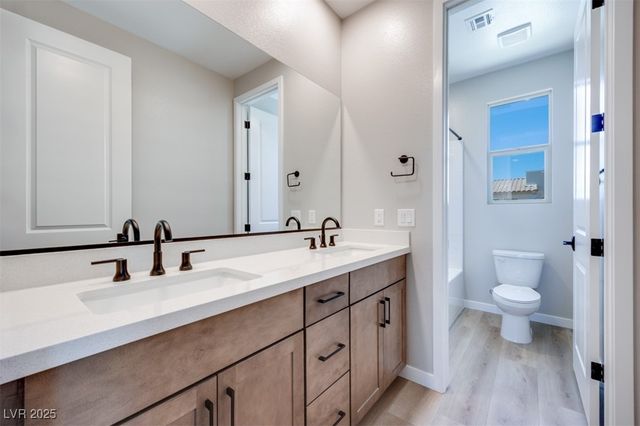 10350 Hanging Lake Street, Las Vegas, NV 89166