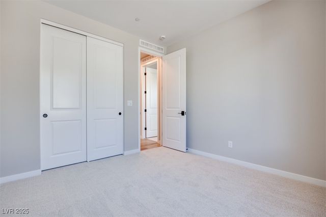 10350 Hanging Lake Street, Las Vegas, NV 89166