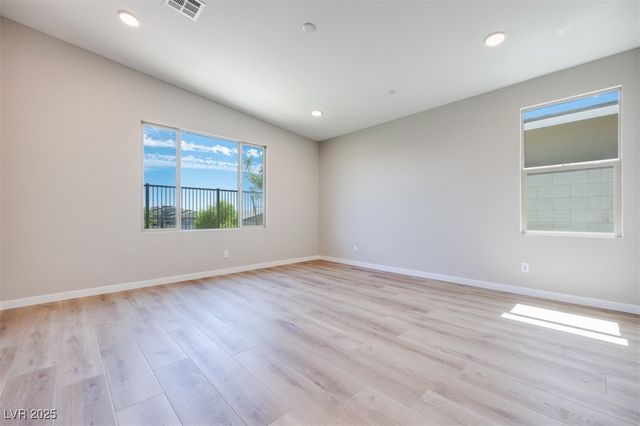 10350 Hanging Lake Street, Las Vegas, NV 89166