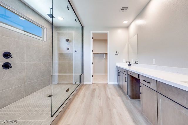 10350 Hanging Lake Street, Las Vegas, NV 89166