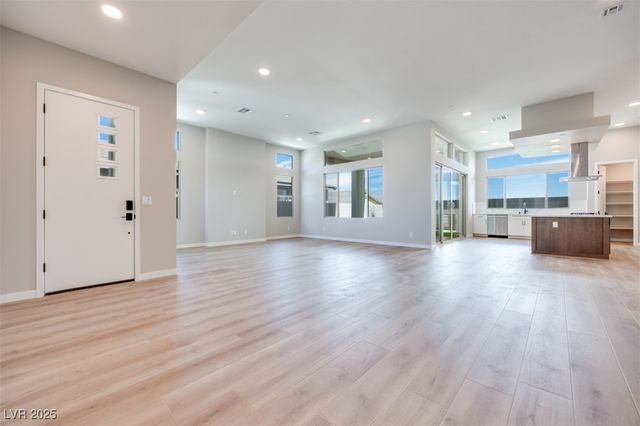 10350 Hanging Lake Street, Las Vegas, NV 89166