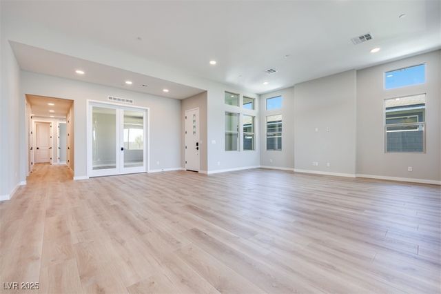 10350 Hanging Lake Street, Las Vegas, NV 89166