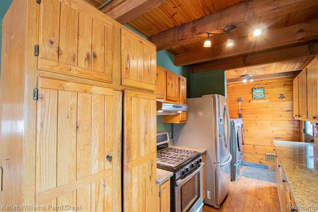 63835 Bates Road, Lenox, MI 48050