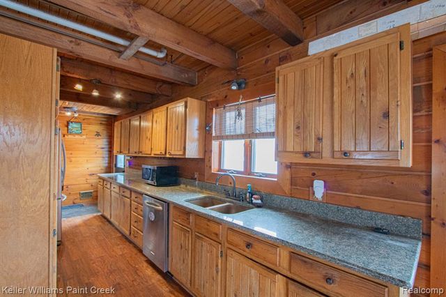 63835 Bates Road, Lenox, MI 48050