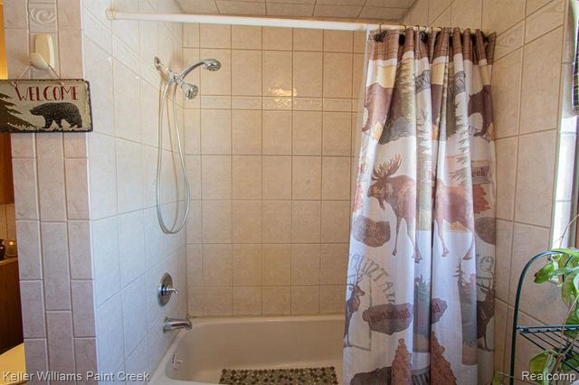 63835 Bates Road, Lenox, MI 48050