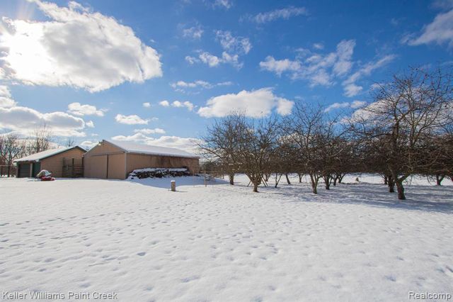63835 Bates Road, Lenox, MI 48050