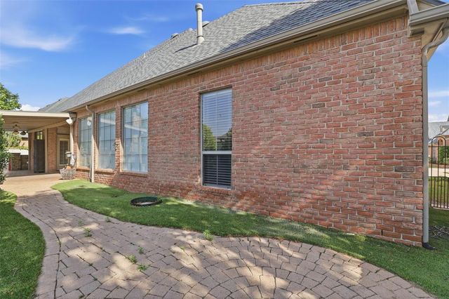 2906 NW 160th Street, Edmond, OK 73013