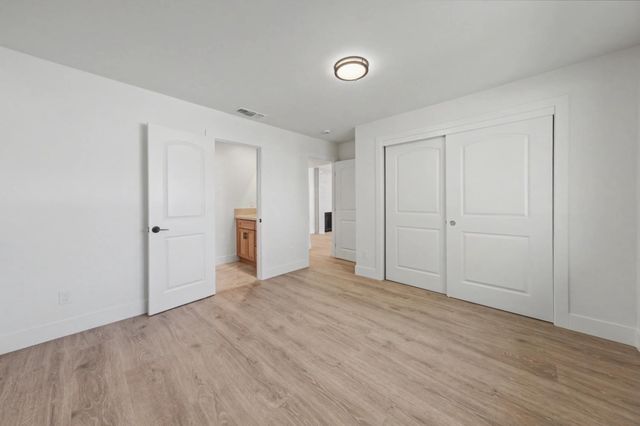 3330 Potter Ln, Sacramento, CA 95821