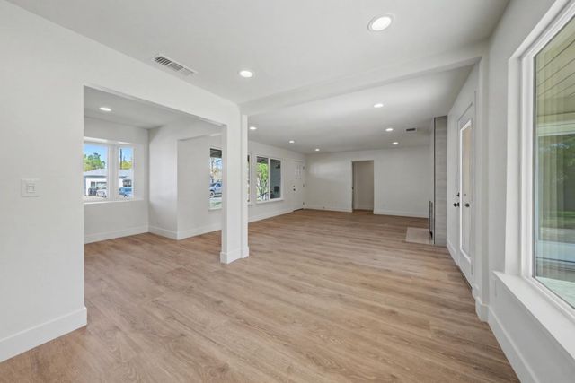 3330 Potter Ln, Sacramento, CA 95821