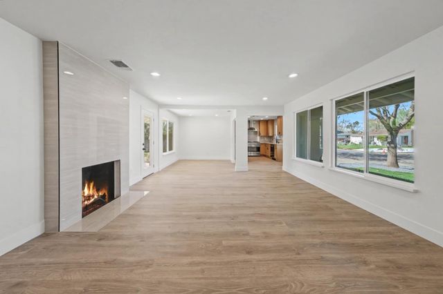 3330 Potter Ln, Sacramento, CA 95821