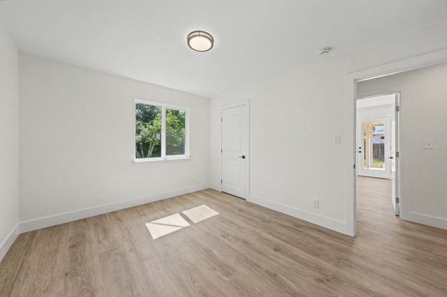 3330 Potter Ln, Sacramento, CA 95821