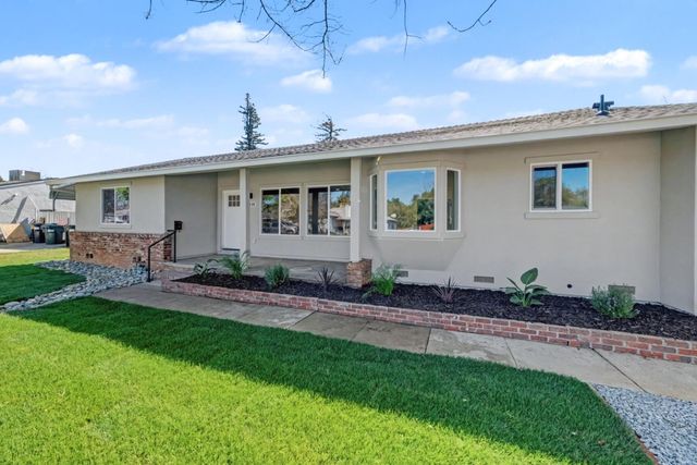 3330 Potter Ln, Sacramento, CA 95821