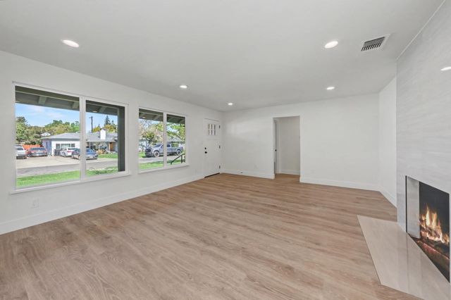 3330 Potter Ln, Sacramento, CA 95821