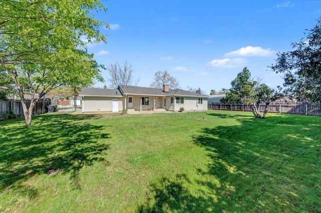 3330 Potter Ln, Sacramento, CA 95821